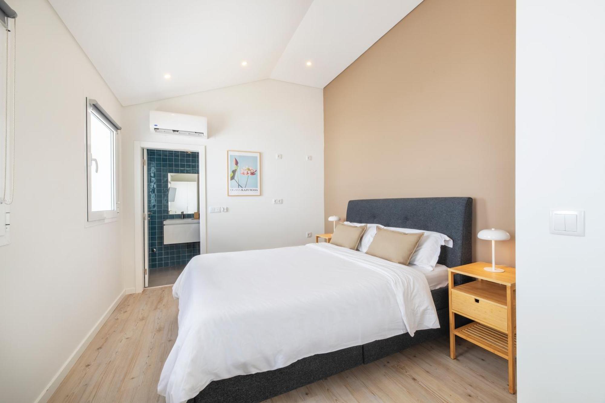 Lisbon Oriente Suites By Olala Homes Exterior photo